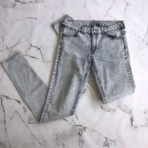 H&M Gray High Rise skinny leg denim Jeans Y2K style acid wash women's size 8 - Picture 1 of 10